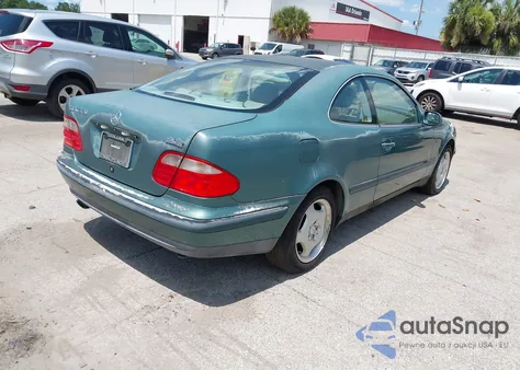 1998 Mercedes-Benz Clk 320 из США, поврежденный, VIN WDBLJ65G6WF038243